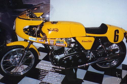 Norton Commando 750